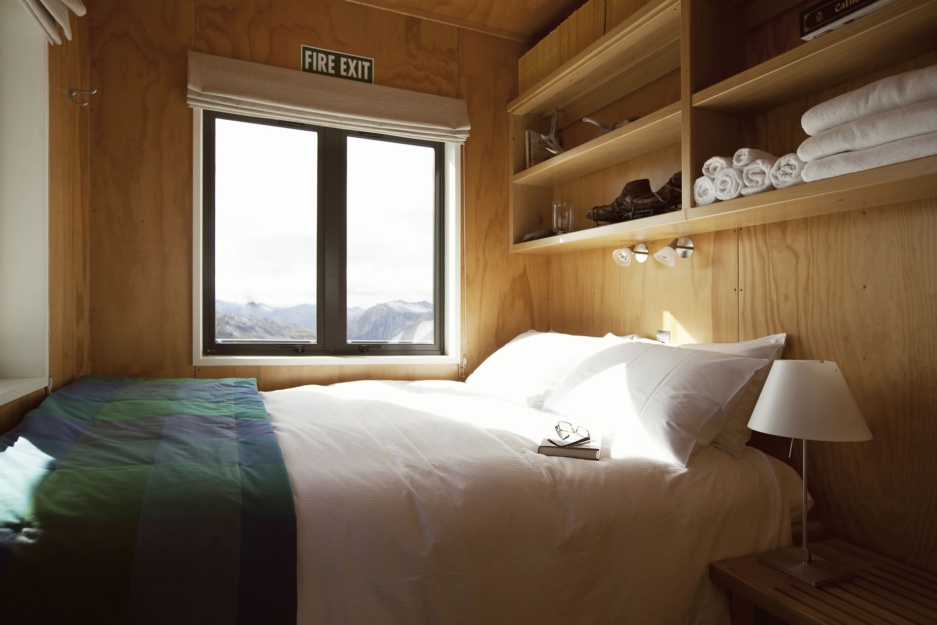 Picture of Unique Mountain Top Luxury Holiday Accommodation - Release NZ Wanaka ...
