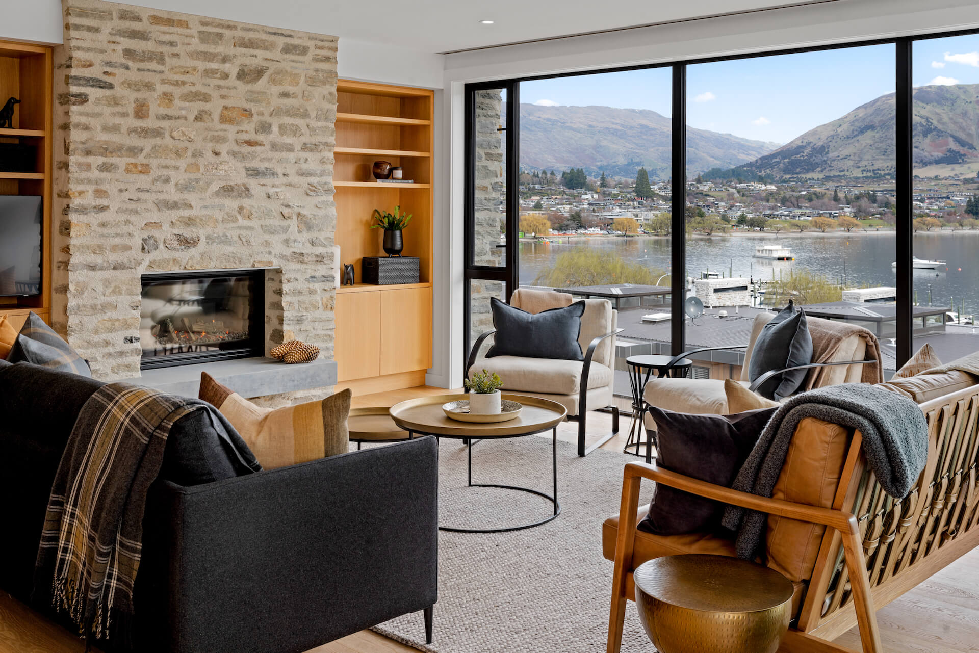 View of Luxury Holiday Apartment - Uninterrupted views - Release NZ Wanaka ...
