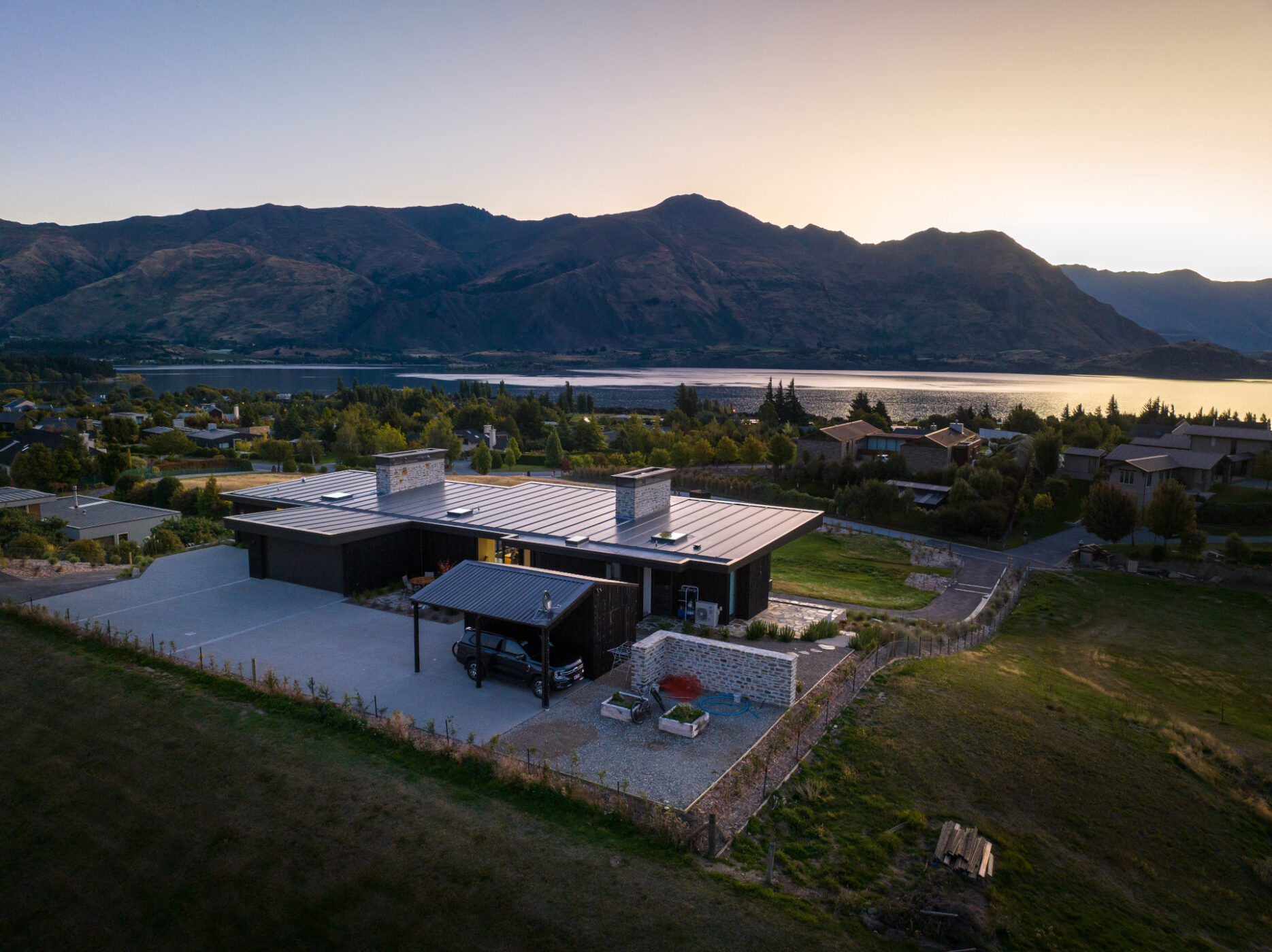 Ruby Ridge Wanaka Luxury Wanaka Villa | Ridgecrest – Lake & Mountain Views